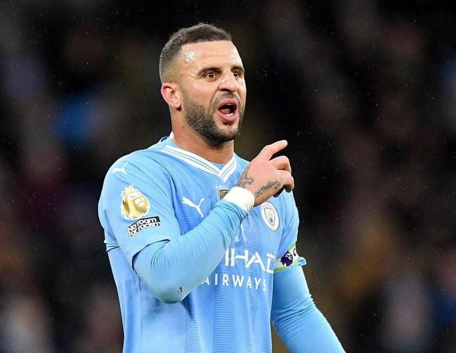 都灵vs克雷莫内塞：杜万-萨帕塔、切-亚当斯首发，瓦尔迪、奥代罗出战（都灵迎战克雷莫内塞：杜万·萨帕塔、切·亚当斯首发登场，瓦尔迪与奥代罗出战）