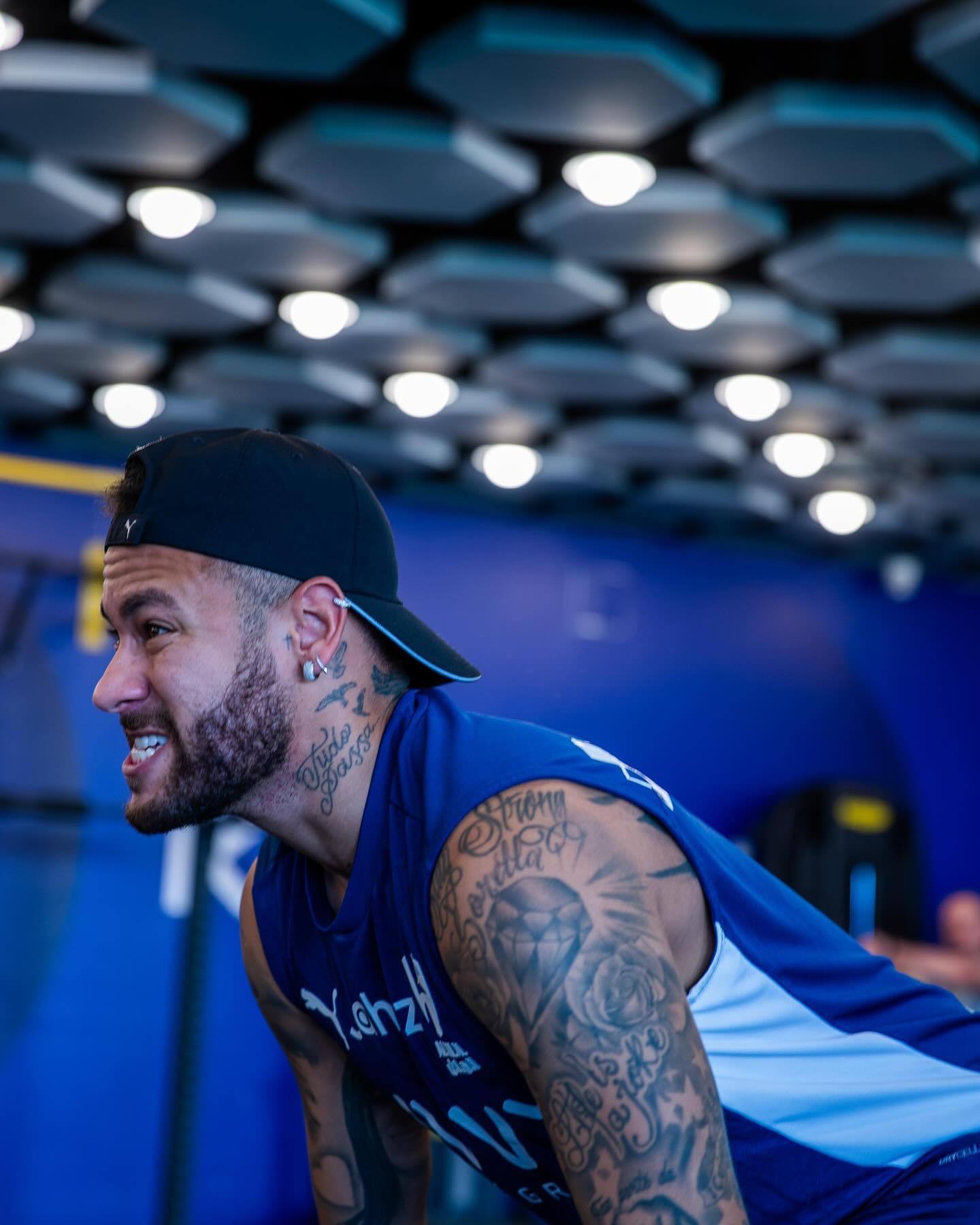 英超战报：曼城2-1战胜切尔西,（英超焦点战：曼城2比1力克切尔西）