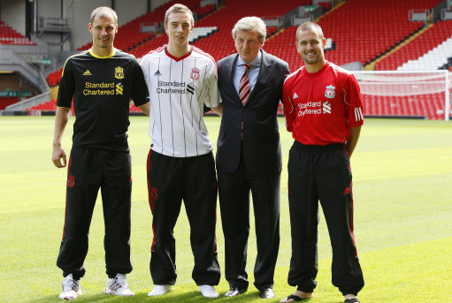 卡洛斯：银河战舰时期小贝是最佳队友，他倾尽所有为皇马付出（卡洛斯：银河战舰时代小贝是最佳队友，为皇马奉献了一切）