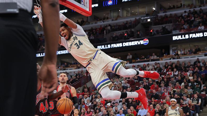 每体：巴萨与马利克-福法纳经纪人接触，了解未来转会可行性（每体：巴萨与马利克-福法纳经纪人展开接触，评估其未来加盟可行性）