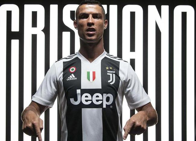 11月22日，在2025华润饮料中超联赛第30轮...（2025赛季华润饮料中超第30轮于11月22日开战）