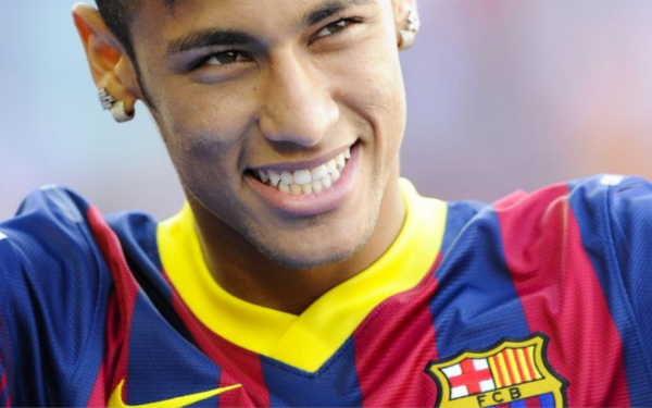 吉尔摩社媒晒照：手术成功，康复之路开始（吉尔摩在社媒晒照：手术顺利，开启康复之旅）