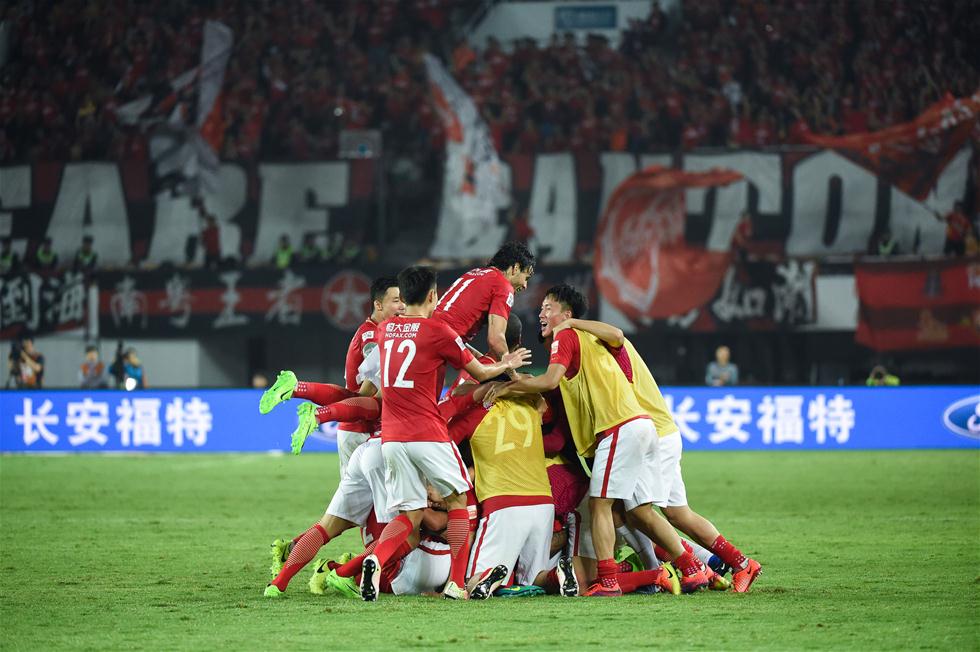 迪洛伦佐：球队目前状态不错，对阵米兰防守表现至关重要（迪洛伦佐：球队状态良好，迎战米兰关键在防守）