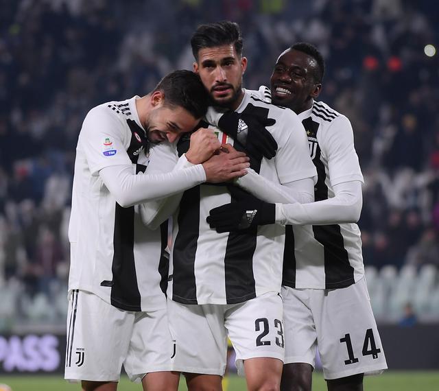 跟队记者：米兰将在周五和维尔图斯恩泰拉进行友谊赛（随队记者：米兰将于周五与维尔图斯恩泰拉进行热身赛）