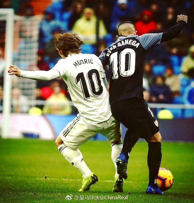 齐沃：利物浦的实力足以克服困境，我们很清楚欧冠的难度（齐沃：利物浦足够强大能挺过难关，欧冠之难我们心里有数）