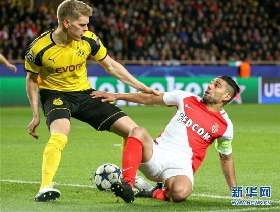 德拉富恩特：若十年后没伤病，亚马尔能够比肩C罗、马拉多纳（德拉富恩特：若未来十年无伤病，亚马尔可比肩C罗与马拉多纳）